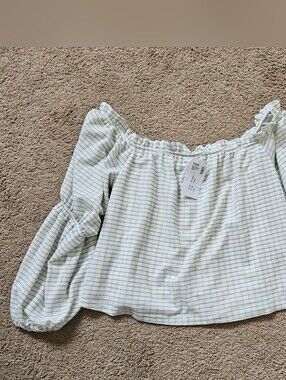 Sadie & Sage Off The Shoulder Balloon Sleeve Top In Green Plaid BNWT